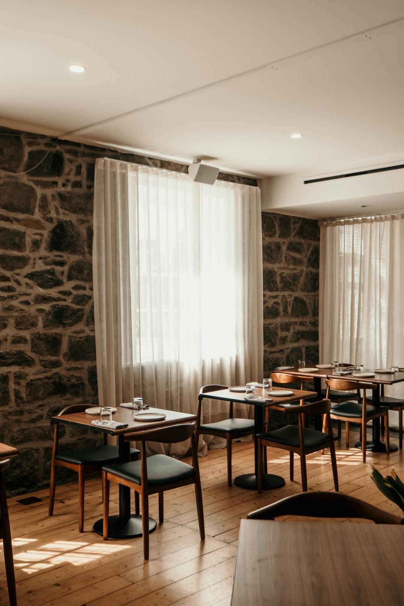 The Oak & Anchor Hotel Port Fairy Exterior photo Restaurant interior