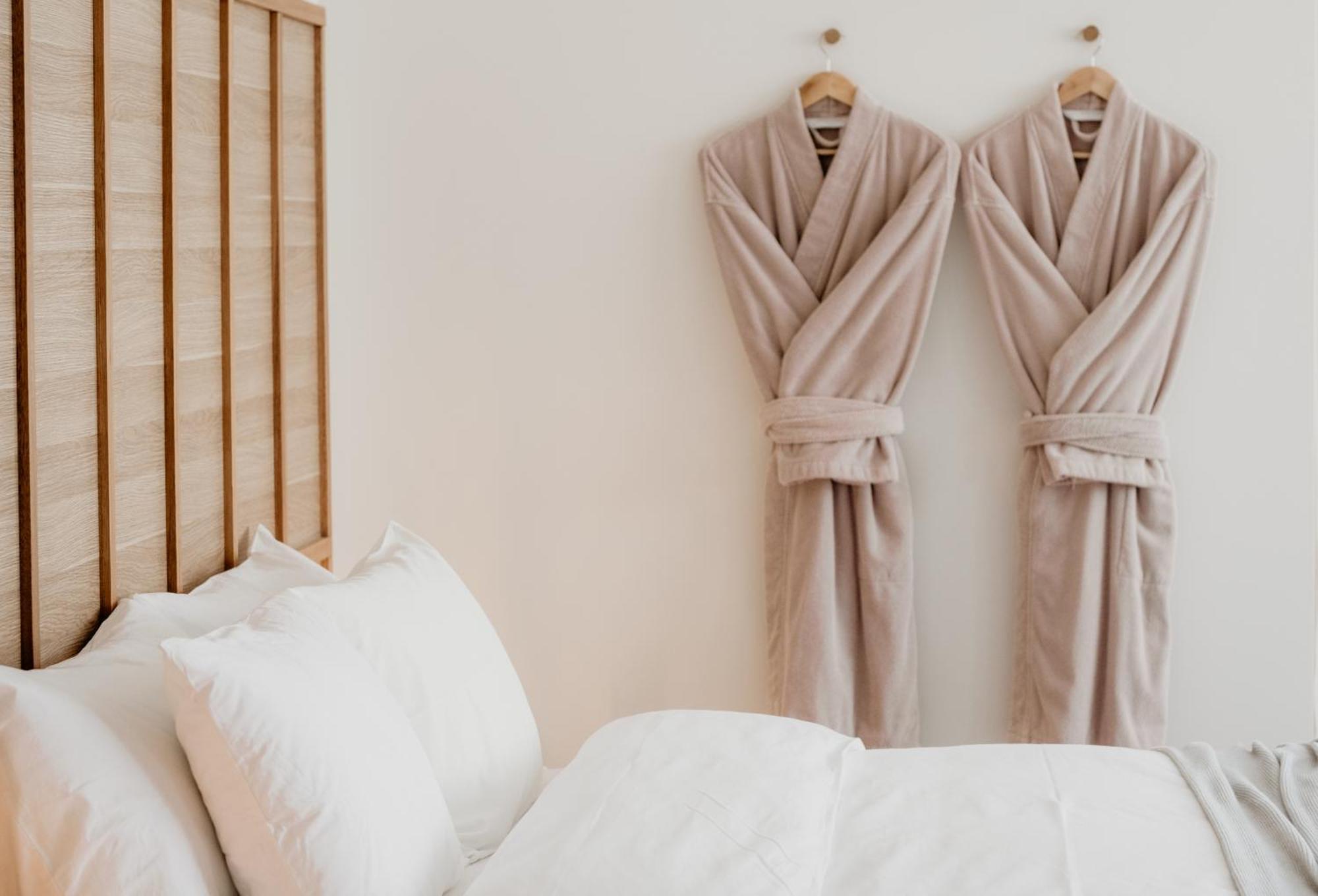 The Oak & Anchor Hotel Port Fairy Exterior photo Two bathrobes hanging on a wall